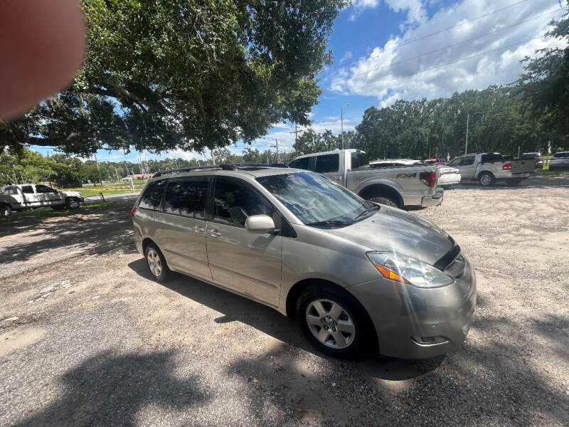 2010 Toyota Sienna XLE