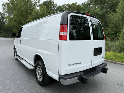 2023 GMC Savana 2500