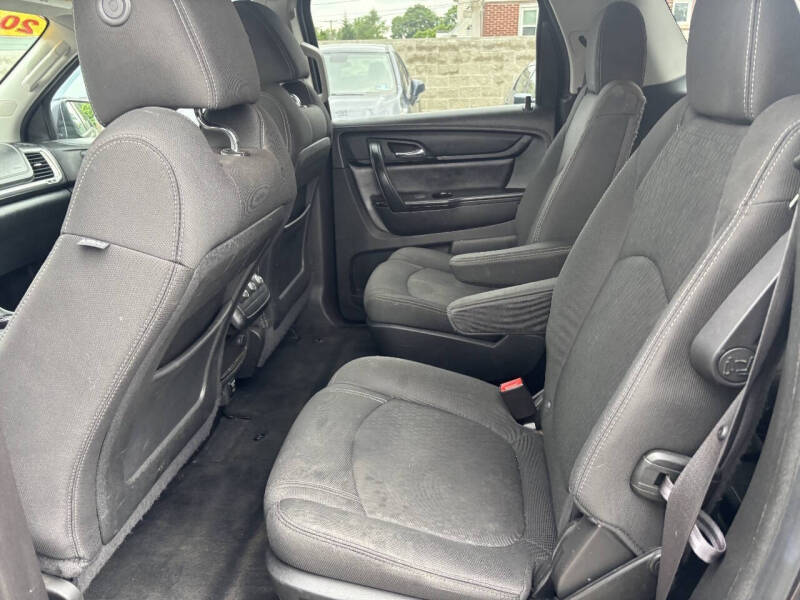 2014 GMC Acadia SLE-2