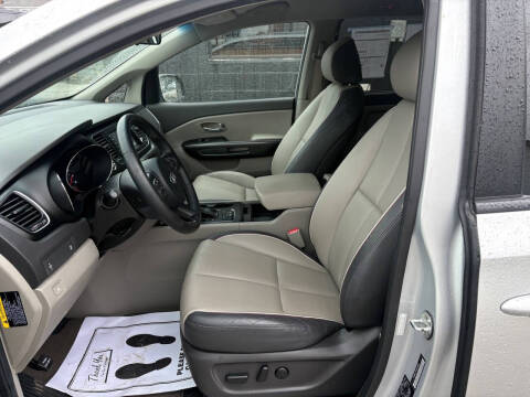2017 Kia Sedona LX