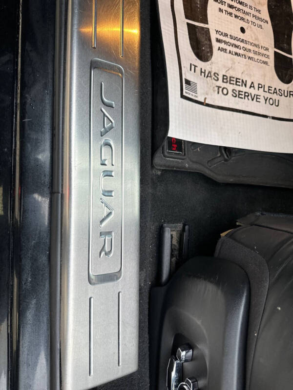 2016 Jaguar XJL Portfolio