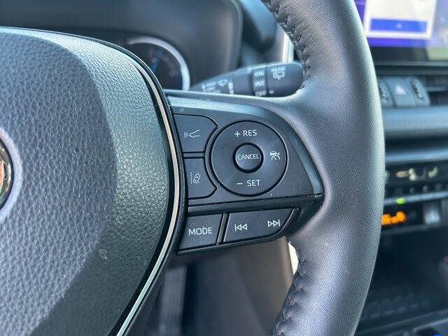 2025 Toyota RAV4 Hybrid XLE Premium