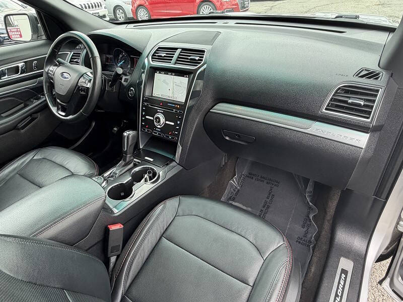 2017 Ford Explorer Sport