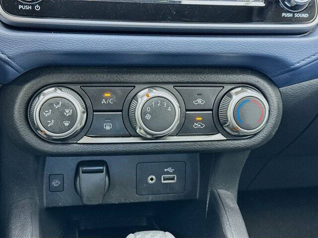 2023 Nissan Versa SV