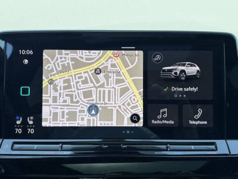 2024 Volkswagen Atlas Cross Sport SEL Premium R-Line 4Motion