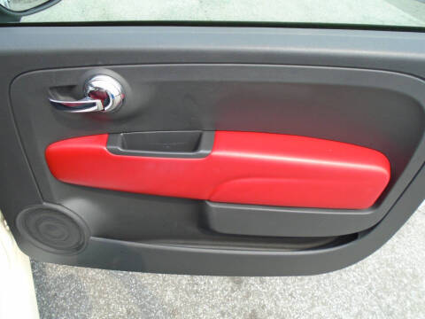 2013 FIAT 500c Lounge