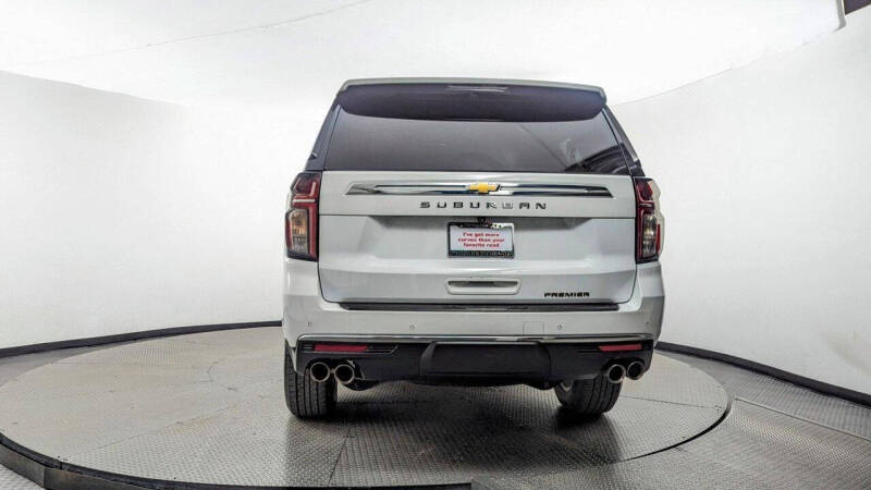 2023 Chevrolet Suburban Premier