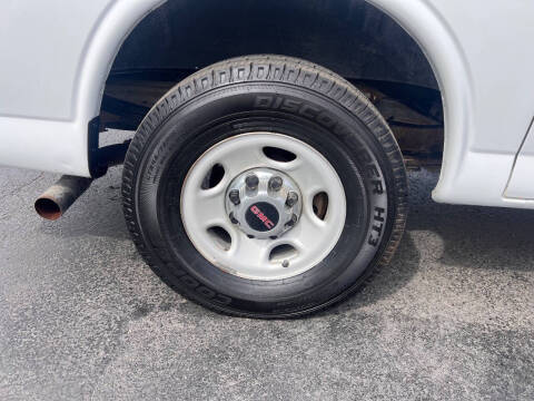 2017 GMC Savana 2500