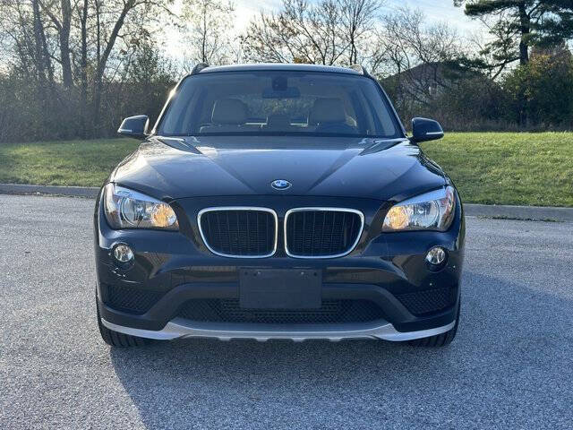 Used 2015 BMW X1 28i with VIN WBAVL1C51FVY34202 for sale in Schererville, IN