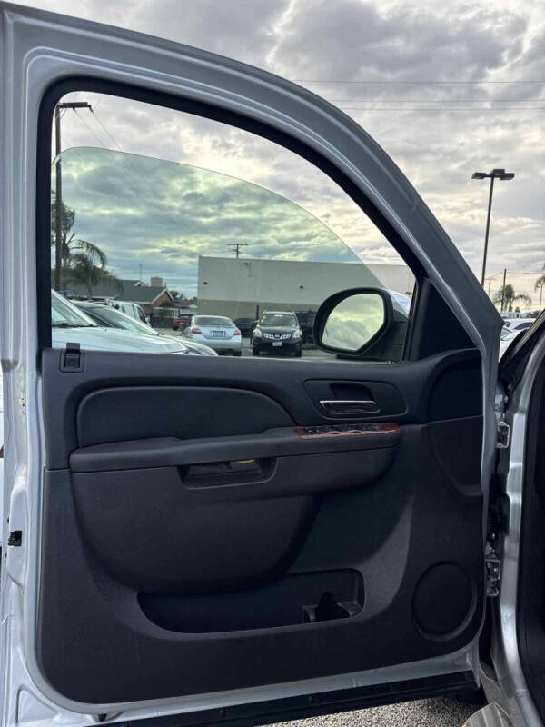 2013 Chevrolet Suburban LS