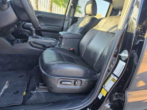 2023 Toyota Tacoma SR V6