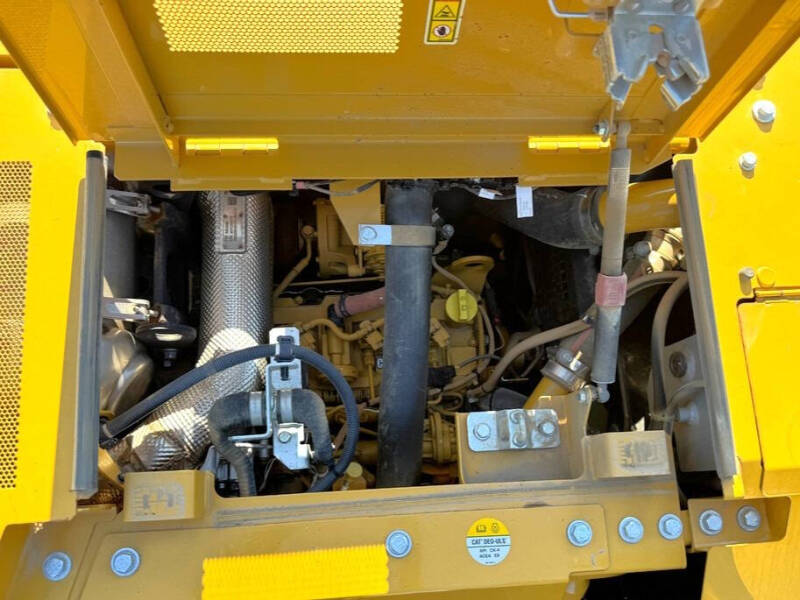 2022 Caterpillar 315