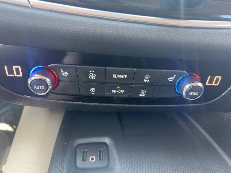 2018 Buick Enclave Essence