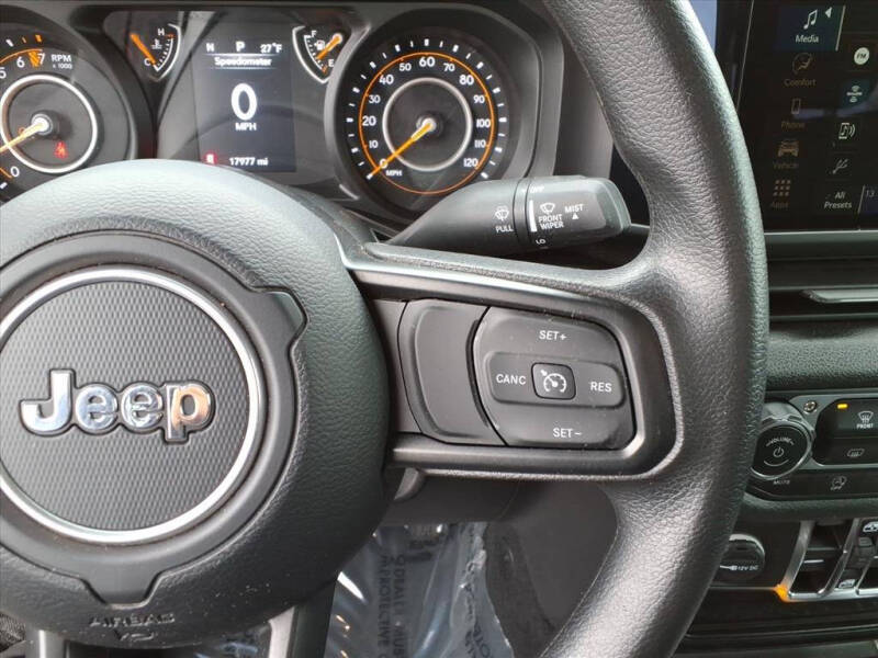 2024 Jeep Gladiator NightHawk