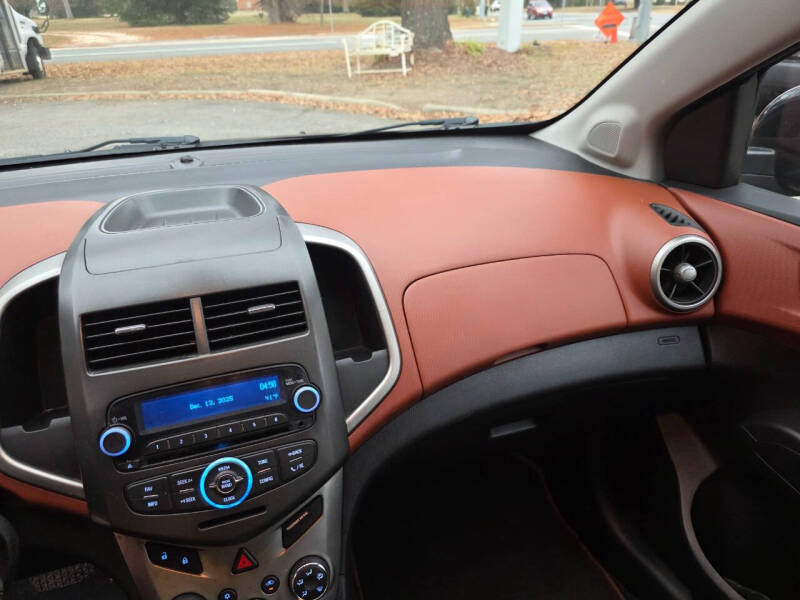 2014 Chevrolet Sonic LT Auto