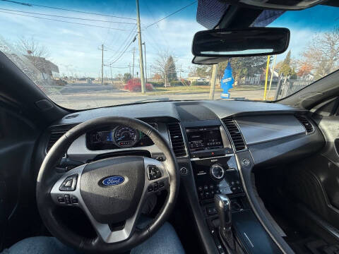 2013 Ford Taurus SHO