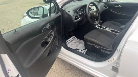 2017 Chevrolet Cruze LS Auto