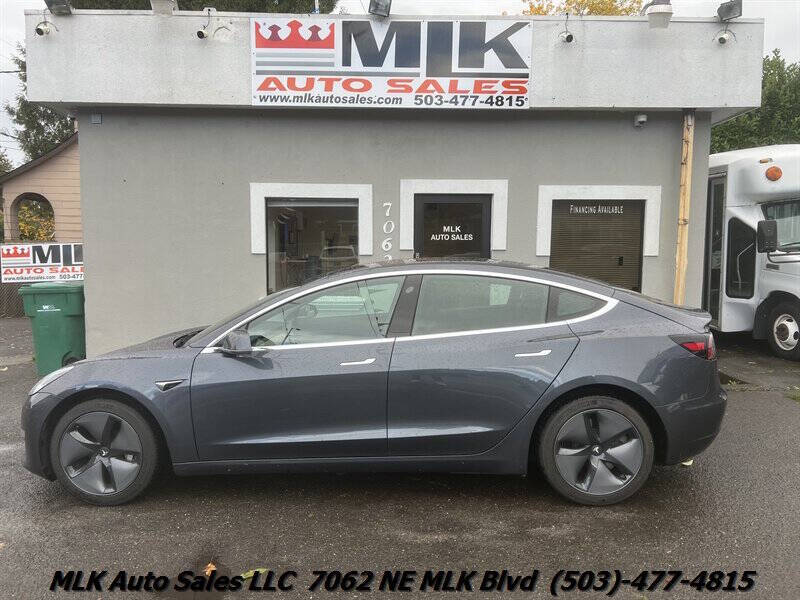 2019 Tesla Model 3 Standard Range Plus