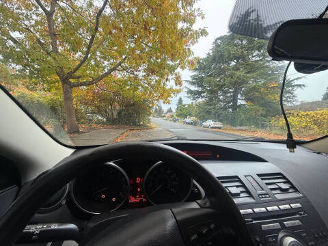 2010 Mazda MAZDA3 i Touring