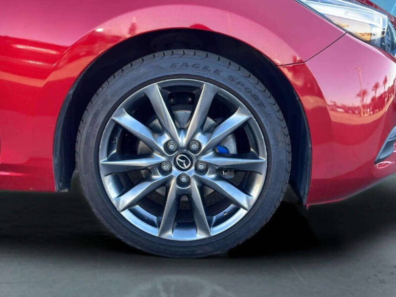 2018 Mazda MAZDA3 Touring