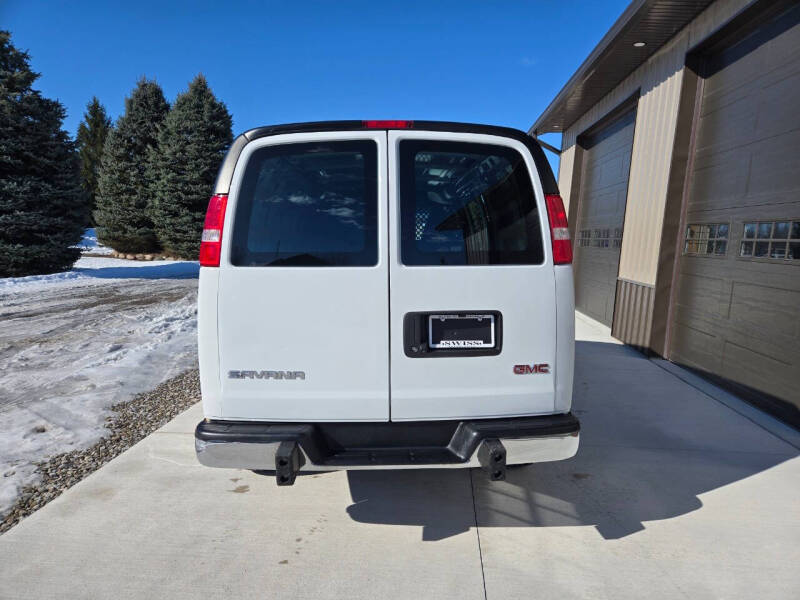2021 GMC Savana 2500