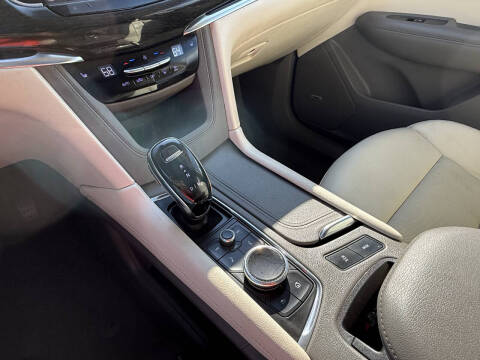 2022 Cadillac XT6 Premium Luxury