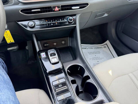 2023 Hyundai Sonata SE