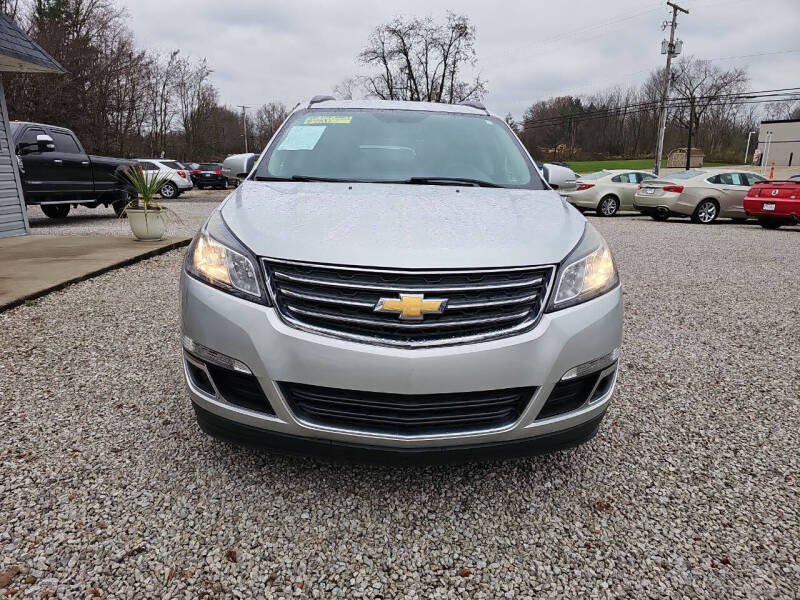 2017 Chevrolet Traverse 2LT photo 8