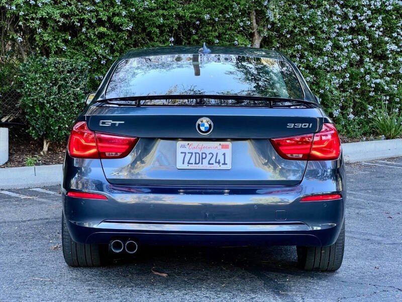 2017 BMW 3 Series 330i xDrive Gran Turismo
