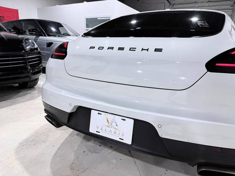 2016 Porsche Panamera