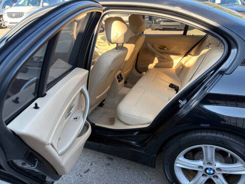 2014 BMW 3 Series 320i