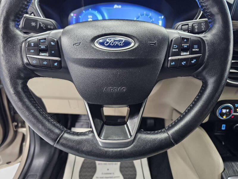 2020 Ford Escape Titanium