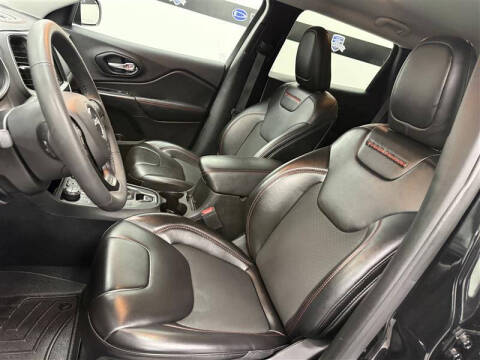 2022 Jeep Cherokee Trailhawk