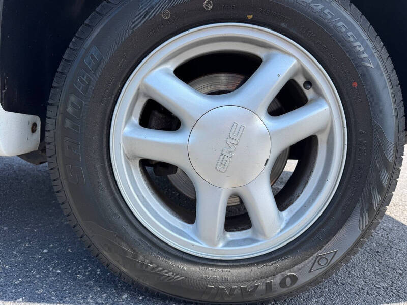 2004 GMC Envoy SLE