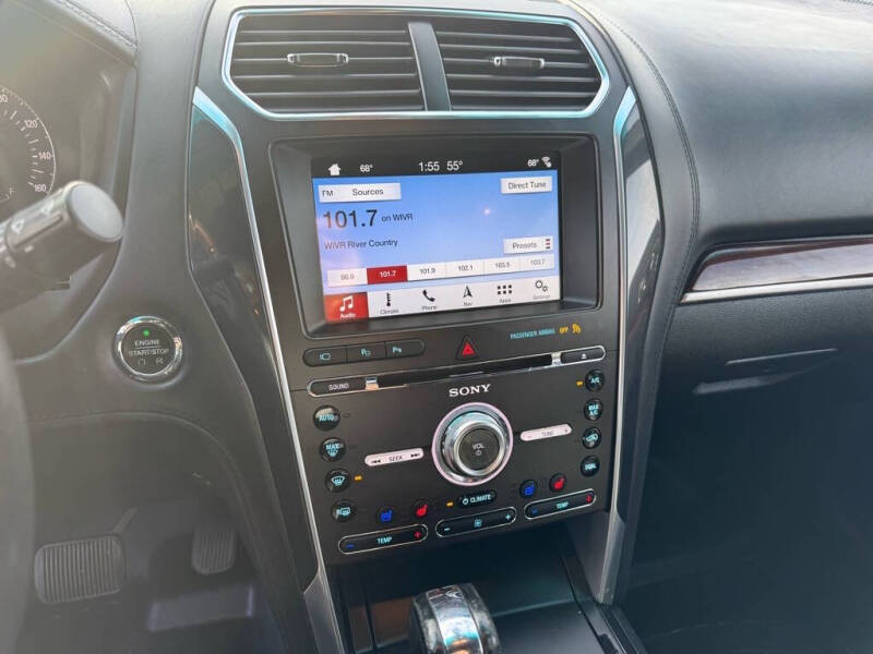 2017 Ford Explorer Platinum