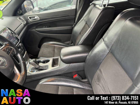 2019 Jeep Grand Cherokee Laredo E