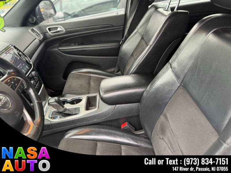 2019 Jeep Grand Cherokee Laredo E