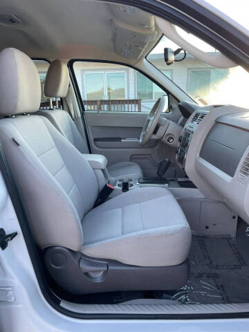 2011 Ford Escape XLT