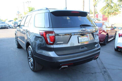 2017 Ford Explorer Sport