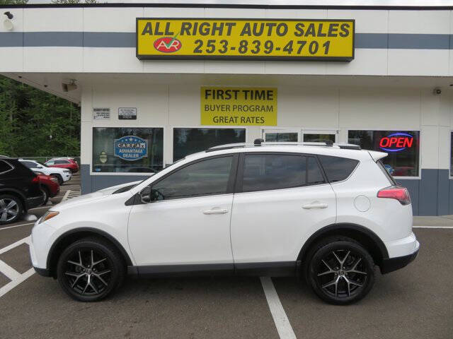 2017 Toyota RAV4 SE