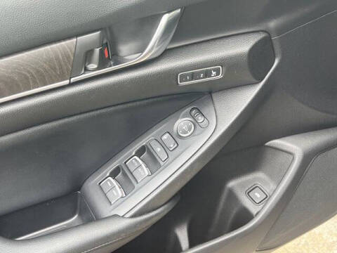 2022 Honda Accord Hybrid Touring