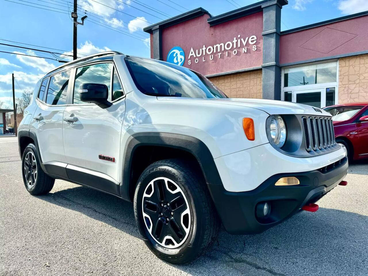 New 2023 Jeep Renegade Latitude 4D Sport Utility in Elyria