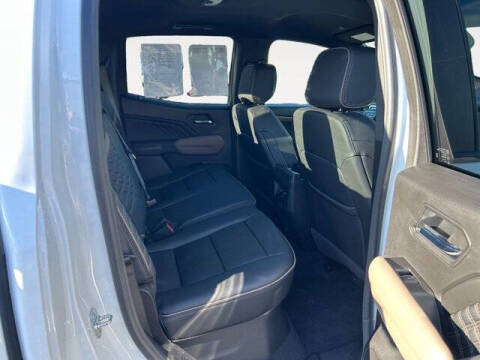 2025 GMC Canyon Denali