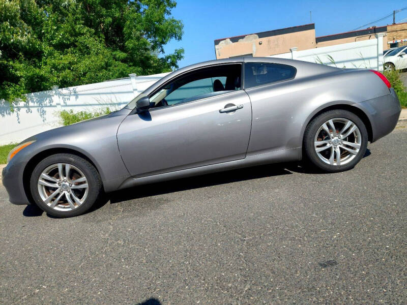 2009 Infiniti G37 Coupe x