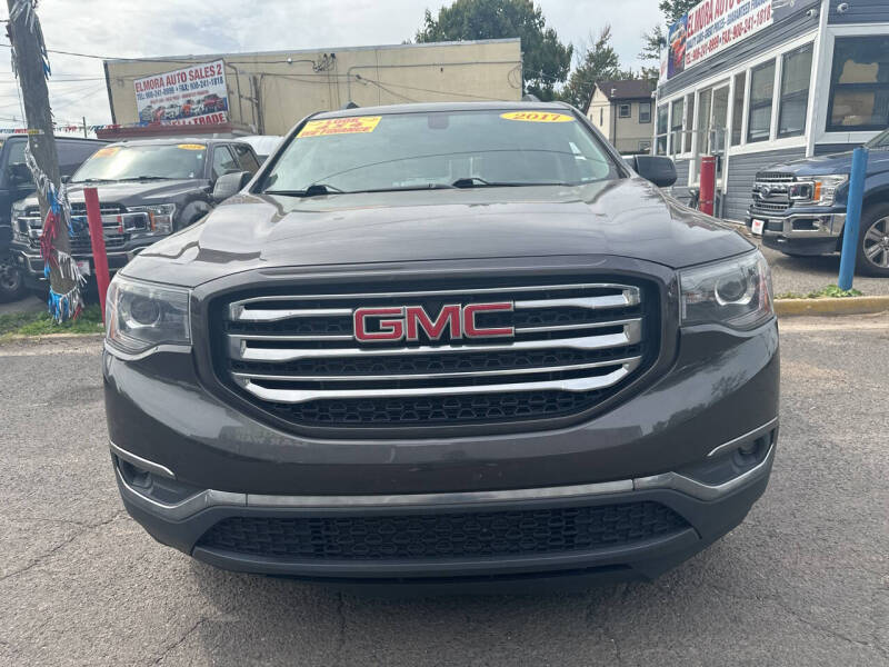2017 GMC Acadia SLE-2