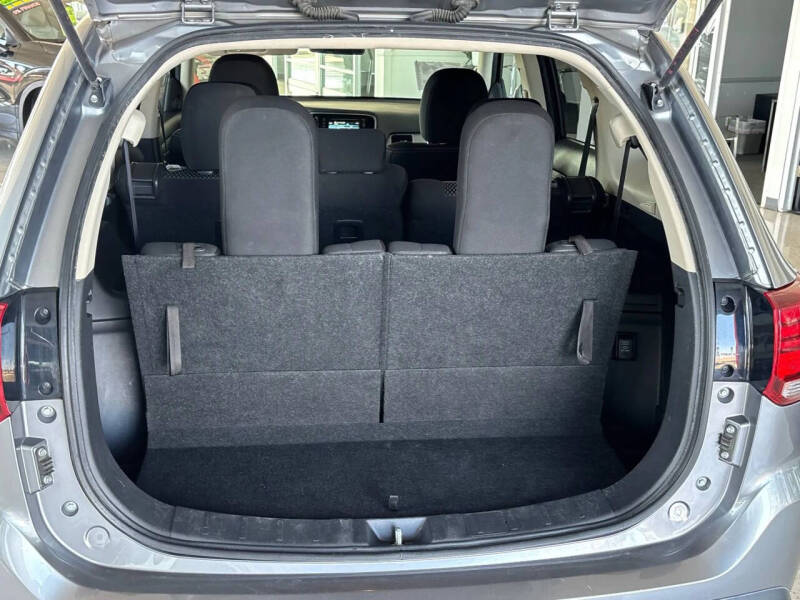 2017 Mitsubishi Outlander ES