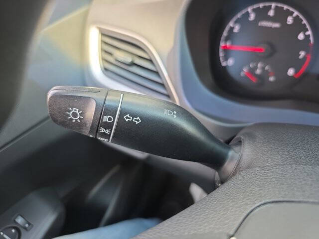 2019 Hyundai Accent SE