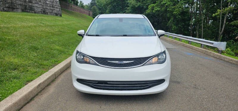2017 Chrysler Pacifica Touring