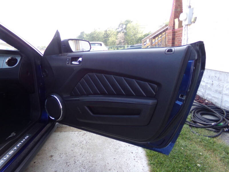 2010 Ford Mustang V6 Premium