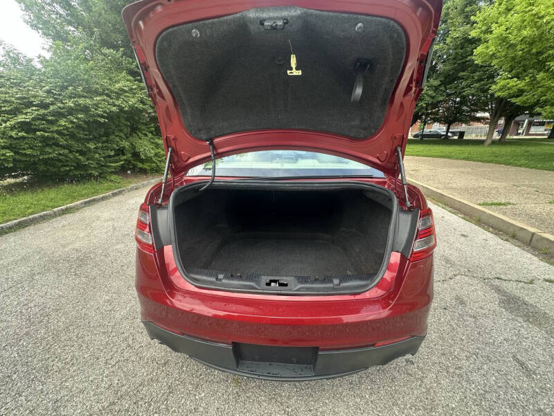 2015 Ford Taurus SEL